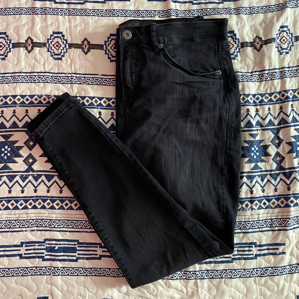 Torrid black skyhigh skinny jeans
